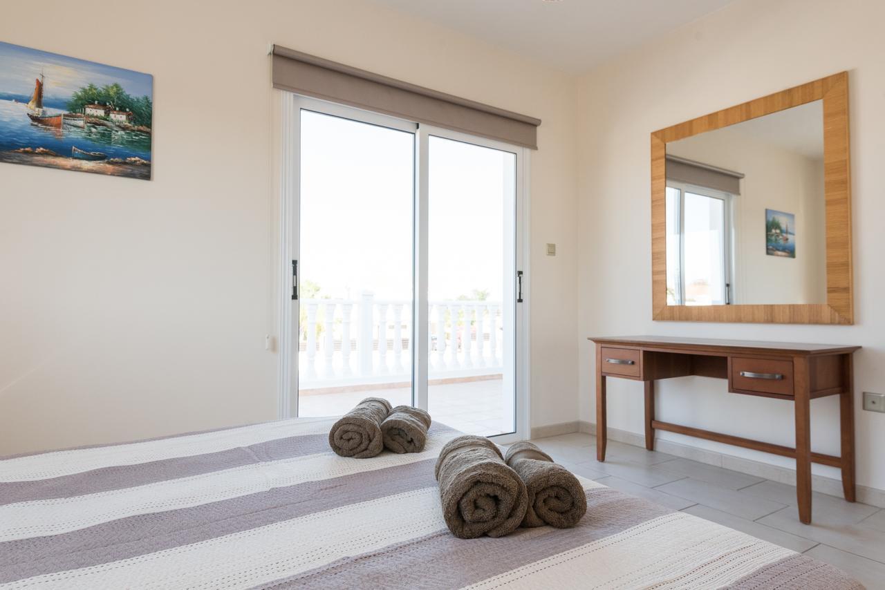 Villa Valmare Ayia Napa Eksteriør billede