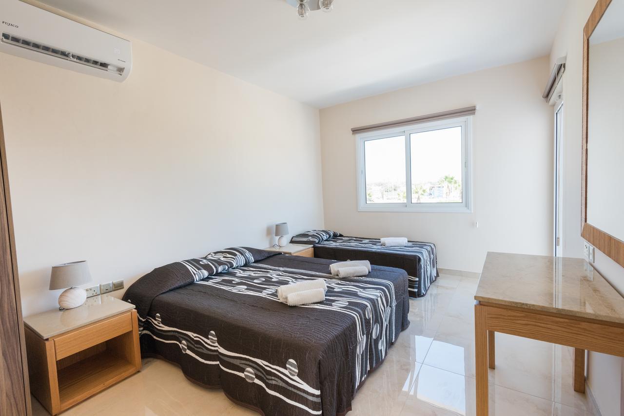 Villa Valmare Ayia Napa Eksteriør billede