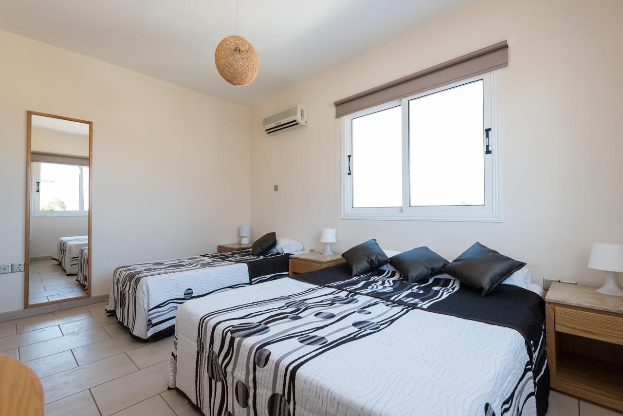 Villa Valmare Ayia Napa Eksteriør billede