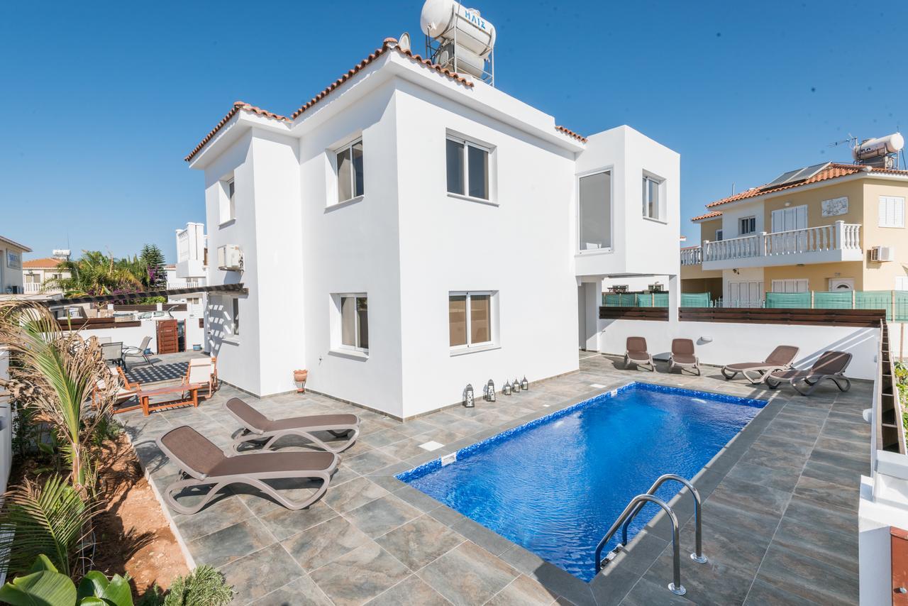 Villa Valmare Ayia Napa Eksteriør billede